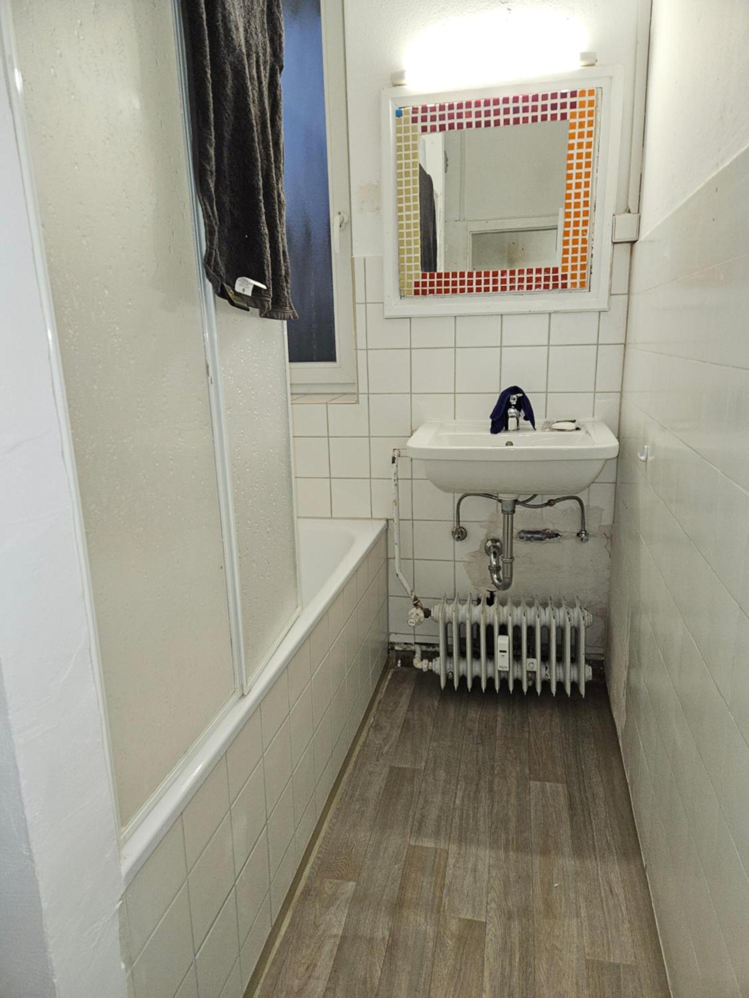 Appartement Eine Schoene Kleine Mitten Im Zentrum Von !!! *